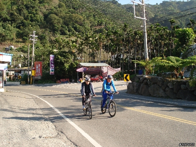 [照片分享]11月30日名間晨騎車友東埔溫泉泡湯破百公里遊