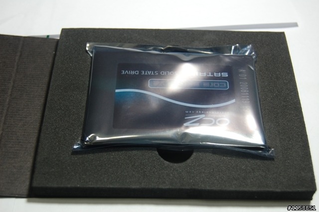 [開箱兼改裝] 小黑  飛行魂 (OCZ SSD 改裝)