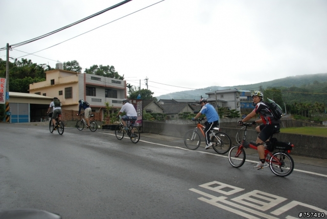 2008年11月08日 – 中大折成軍 + 三義車站→勝興車站→龍騰斷橋→鯉魚潭→泰安車站→后里車站