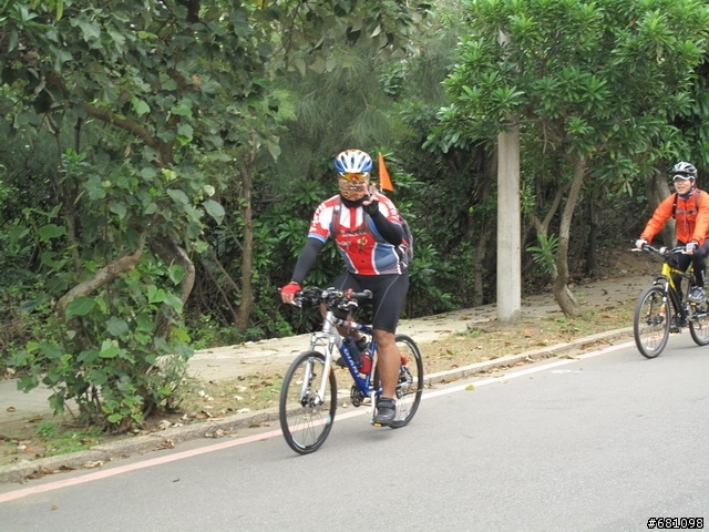 車隊出遊照   手勢最多是啥?