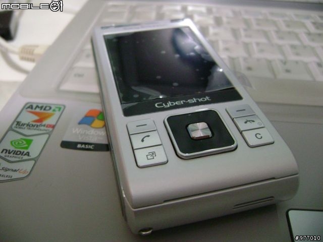 燒燙燙 來客唷~Sony ericssion C905 簡單開箱文