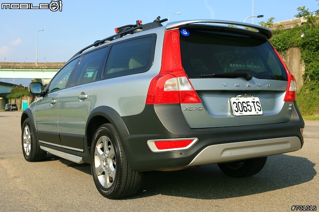 [小惡魔的攝影教室]開箱開箱，新車開箱拍攝小技法分享