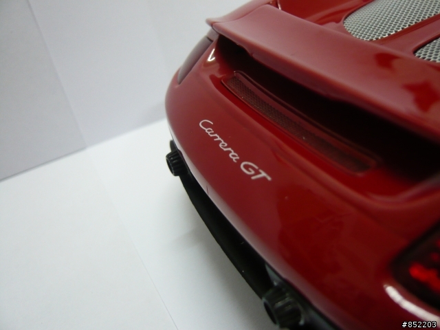 1/18~Porsche Carrera GT........紅色模型