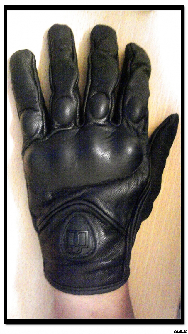 [開箱] ICON 手套 PURSUIT GLOVE [STEALTH]
