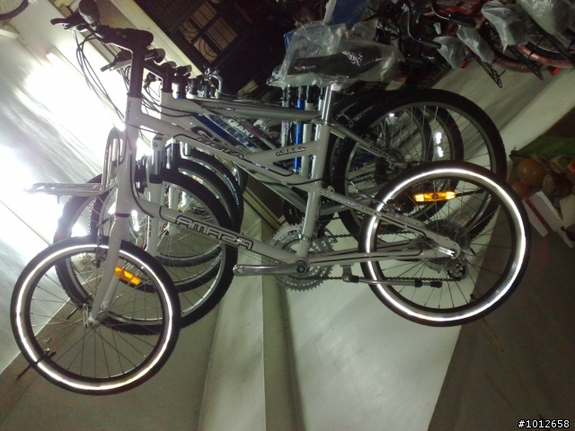 可以幫我看看這台車嗎???