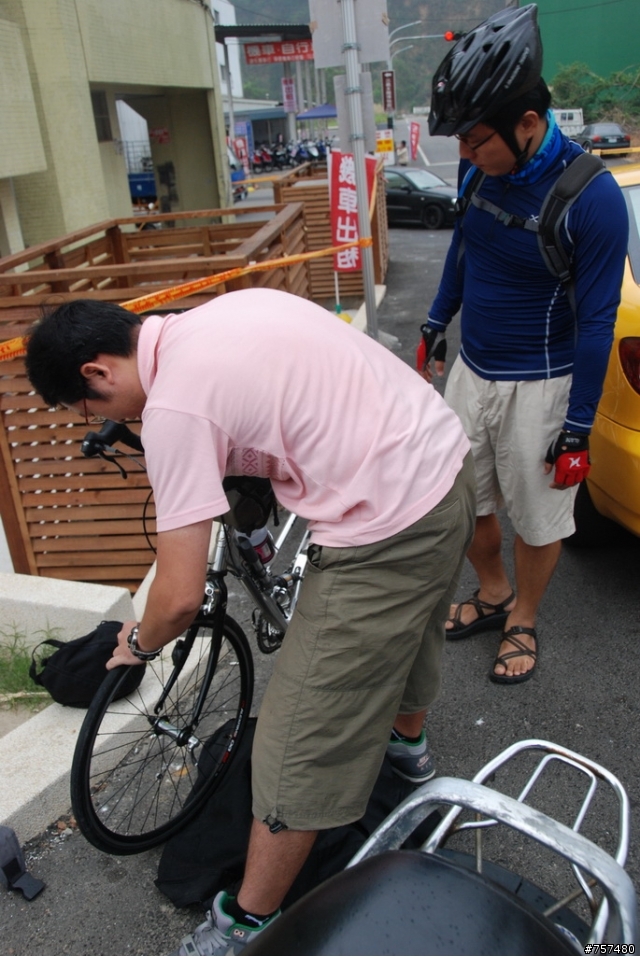 2008年11月08日 – 中大折成軍 + 三義車站→勝興車站→龍騰斷橋→鯉魚潭→泰安車站→后里車站