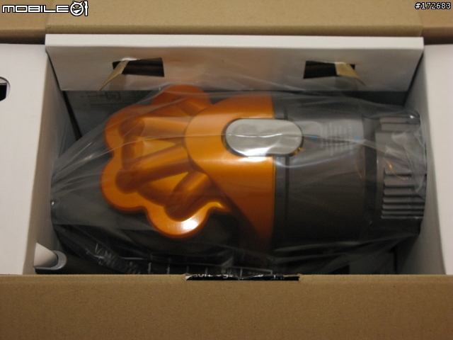 <開箱文> Dyson DC16 手持吸塵器