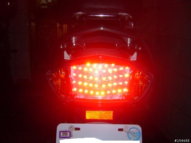 有夠無聊之四期新勁戰DIY LED後燈