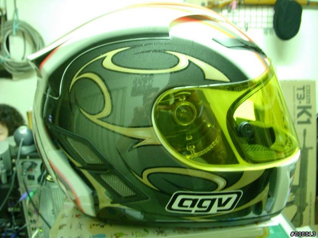 ［分享］黃色鏡片上AGV STEALTH 強調夜晚行的安全(更新夜視)