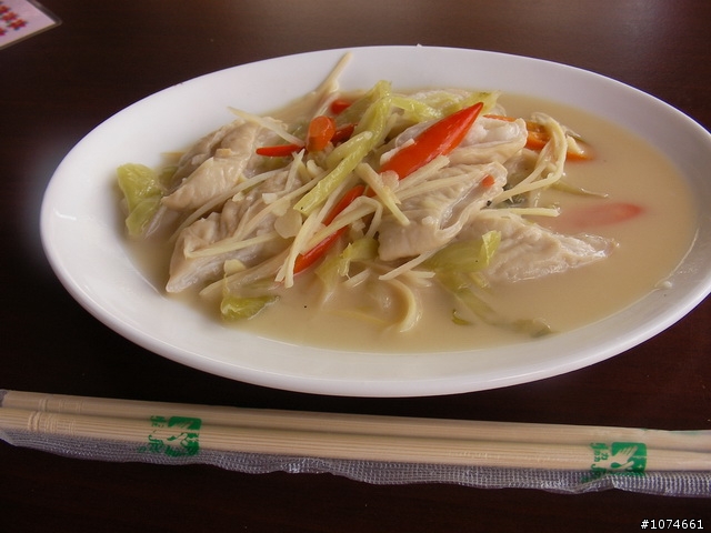 三多平價食堂(熱炒59元,炒青菜29元)