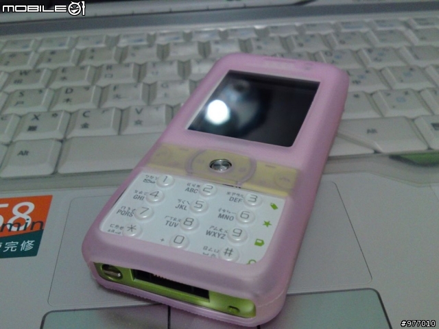 {經典白綠配} Sony ericsson k660i開箱文