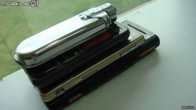 [喚醒體內的W細胞]Sony Ericsson W902 搖滾上市
