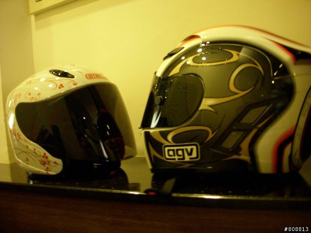 ［分享］黃色鏡片上AGV STEALTH 強調夜晚行的安全(更新夜視)