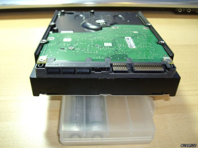 [開箱][米國]Seagate希捷 1.5TB + Vantec凡達克 SATA eSATA 外接盒