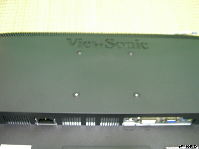 [開箱文]VIEWSONIC VX2433WM 24吋 FULL HD LCD 開箱!