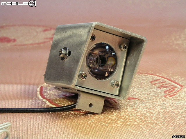 [分享] DIY CREE Q5 高質感小惡魔車燈  可調聚光可調光型 (詳解硬體篇)