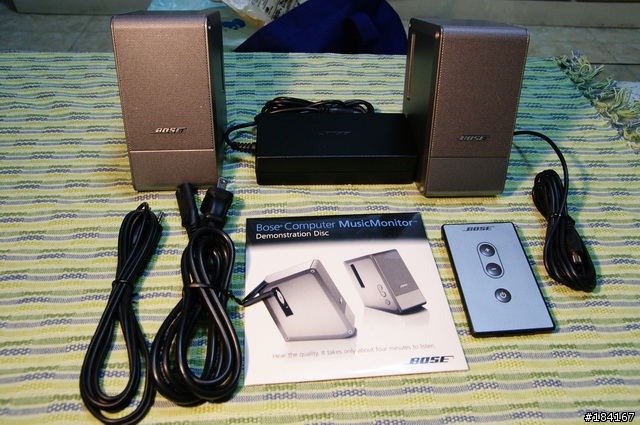 [01-首開]BOSE Computer MusicMonitro (BOSE M2) 開箱