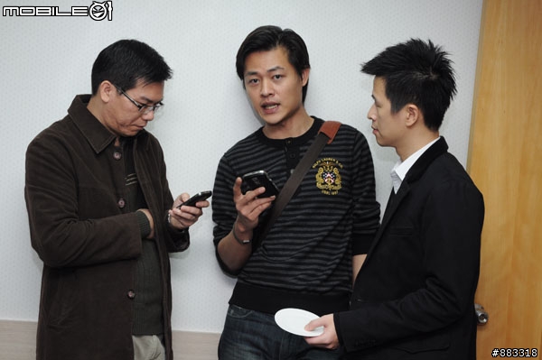 BlackBerry Bold 9000與Mobile01網友的快樂下午茶之約