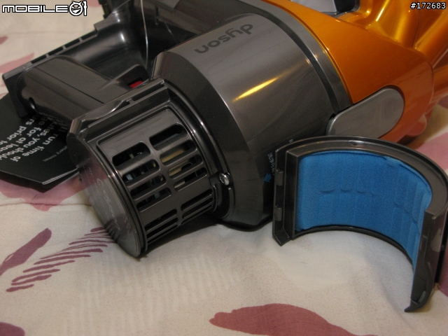 <開箱文> Dyson DC16 手持吸塵器