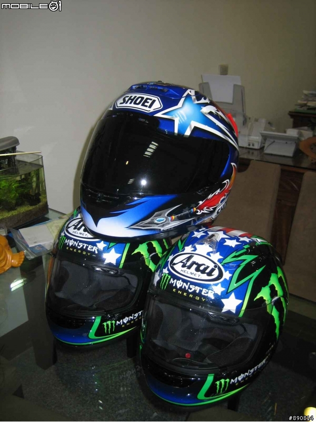 Arai RX-7 RR5 HOPKINS開箱(無法在人身部品發文.若不妥我自刪)