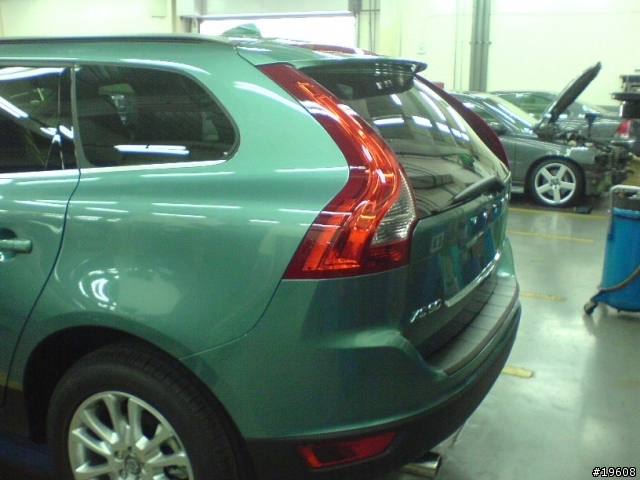 XC60 (淺藍色) @內湖新凱 (For 台北車展展示車)3 張圖
