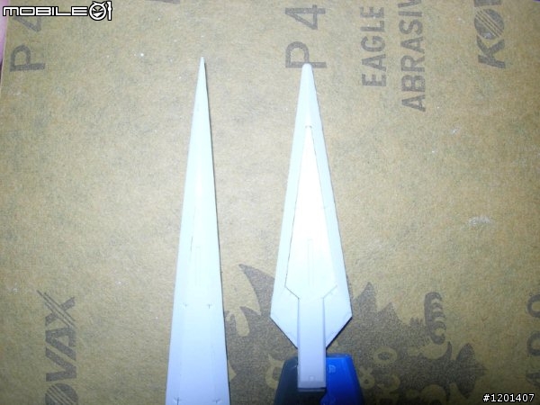 [分享]1/100能天使鋼彈雪崩式樣-迷彩塗裝(追加高亮度相片)