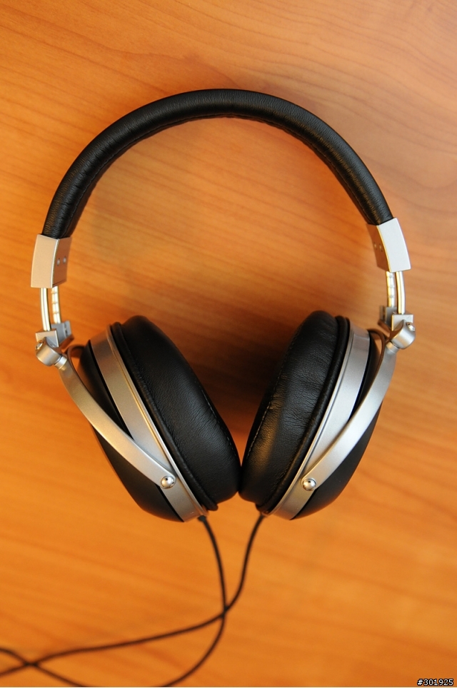 [分享] 我的第一支高階耳機-- Denon AH-D2000