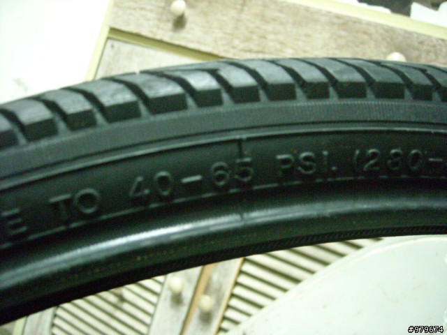 {分享}便宜又不錯車胎26*1.5(才3佰多元)