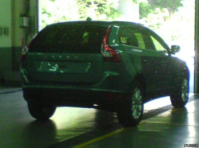 XC60 (淺藍色) @內湖新凱 (For 台北車展展示車)3 張圖