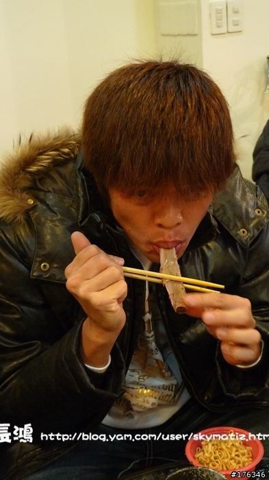 【臨時約吃】12/6(六) 下午四點 藥膳麻辣魯味 一樓有照片