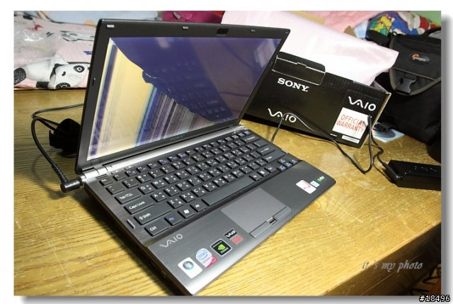 [偽開箱]殘敗的VAIO Z15，心碎了的LCD~