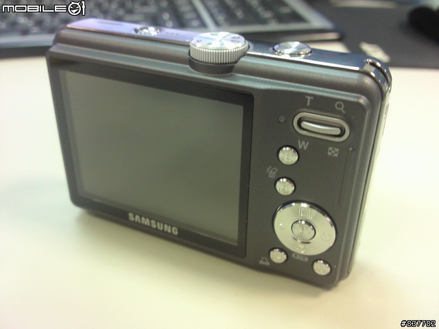 [用手機開箱]偷溜去資展買相機，回辦公室偷偷開箱~~Samsung新相機M310W