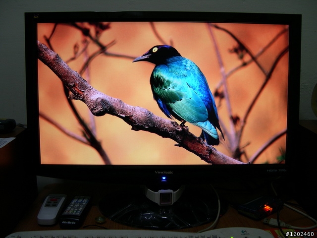 [開箱文]VIEWSONIC VX2433WM 24吋 FULL HD LCD 開箱!