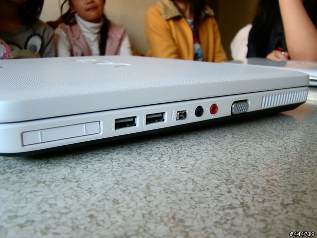 [分享]日規VAIO NR72B