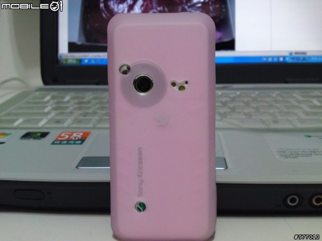 {經典白綠配} Sony ericsson k660i開箱文