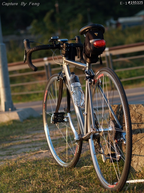 低調美學[鈦金屬公路車]簡易開箱文