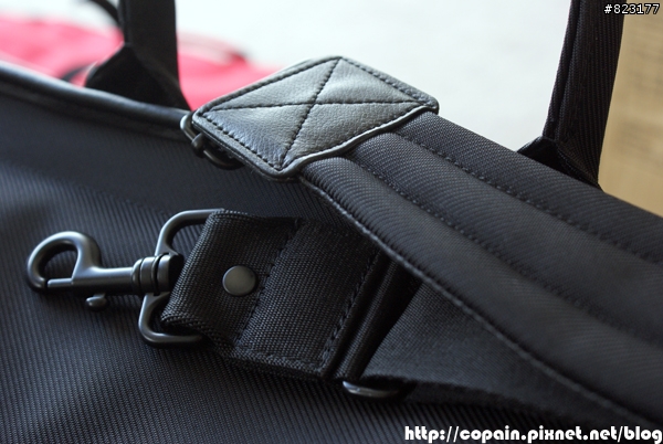 沒有箱子之VAIO AW開箱文(12/28 update)