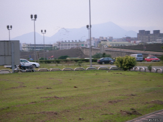 觀音山扛車上硬漢嶺試看看