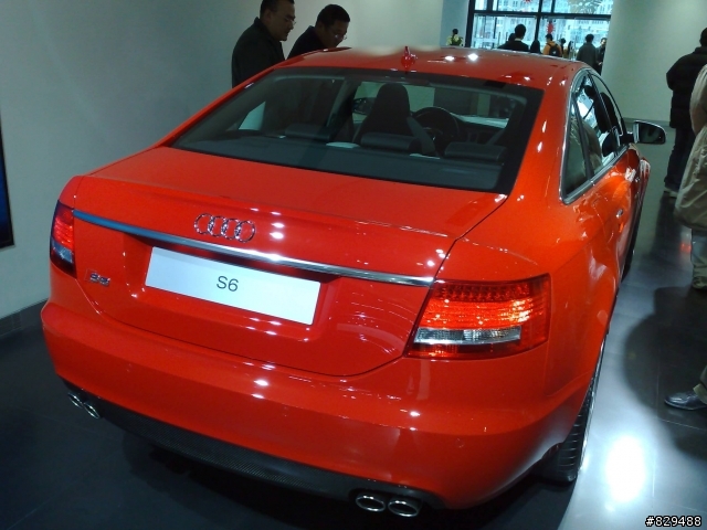 Audi Forum in 北京.王府井 [圖已修正]