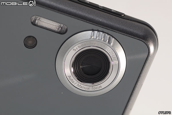和我一起享用LG KC910八百萬拍照玩酷手機
