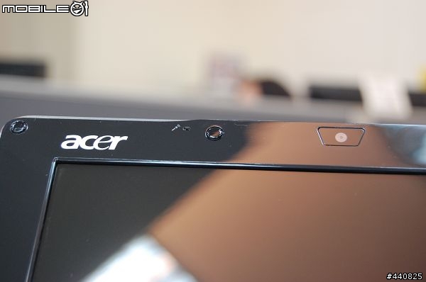 [阿咪愛開箱]遲來的巧遇 宏碁Acer Aspire One 珍珠白小筆電