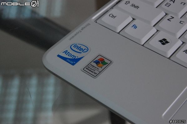 [阿咪愛開箱]遲來的巧遇 宏碁Acer Aspire One 珍珠白小筆電