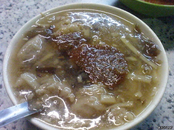 流連忘返好滋味。同安街麵線
