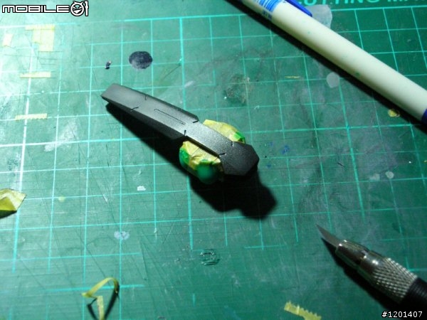 [分享]1/100能天使鋼彈雪崩式樣-迷彩塗裝(追加高亮度相片)