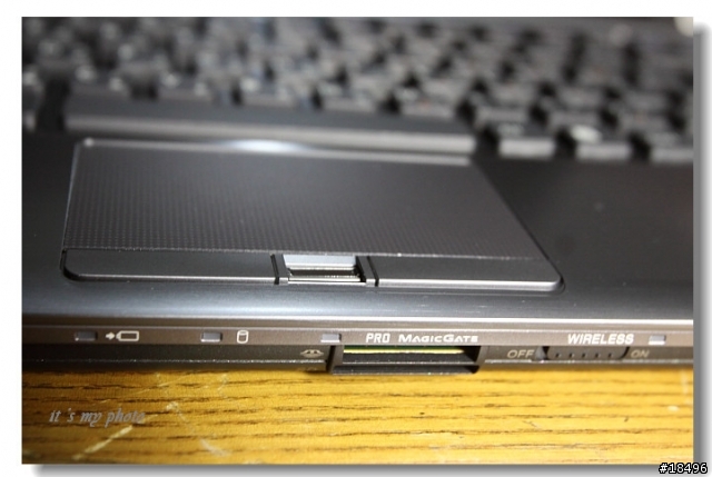 [偽開箱]殘敗的VAIO Z15，心碎了的LCD~