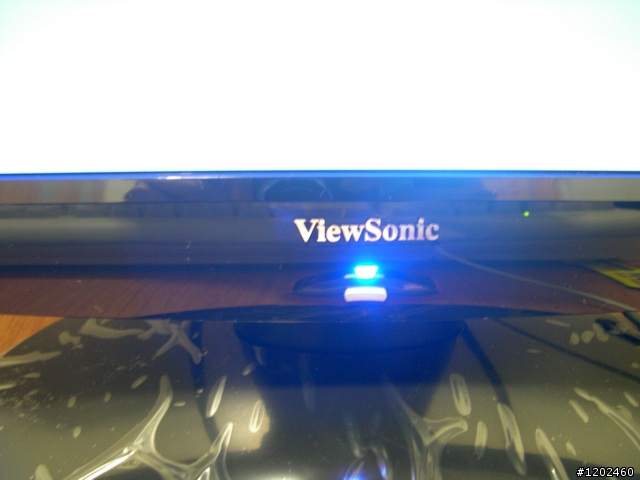 [開箱文]VIEWSONIC VX2433WM 24吋 FULL HD LCD 開箱!