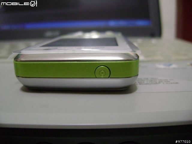 {經典白綠配} Sony ericsson k660i開箱文