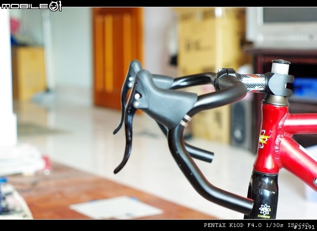 [開箱文分享]超搭鋼管公路車的煞把tektro R200A