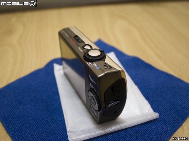 [開箱]金光閃閃的 Canon IXUS 870 IS ～～
