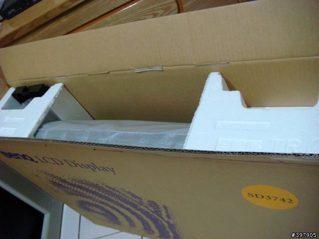 [分享]BenQ SD3742 及 HT-S42 壁掛架開箱文